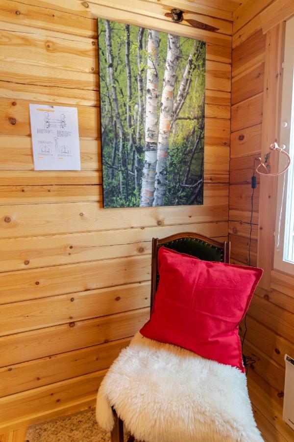 Hirsi - The White Blue Wilderness Lodge Kaamanen Екстериор снимка